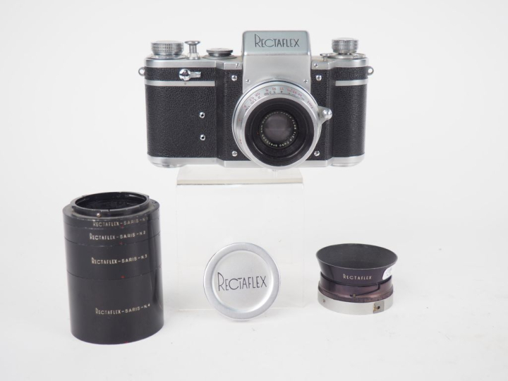 RECTAFLEX. Appareil photographique n°30985 avec objectif SOM BERTHIOT 