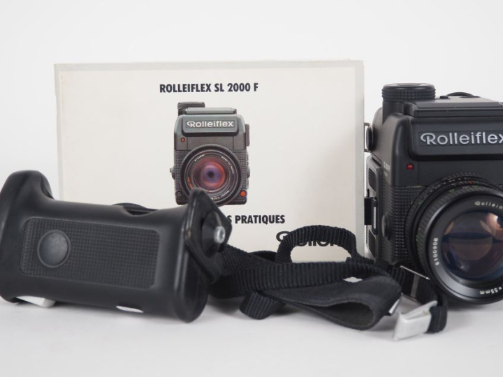 ROLLEIFLEX SL 2000 F. Appareil photographique n°702240115 avec objecti