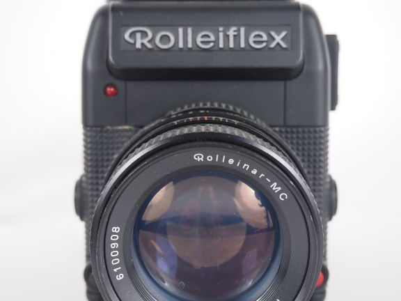 ROLLEIFLEX SL 2000 F. Appareil photographique n°702240115 avec objecti