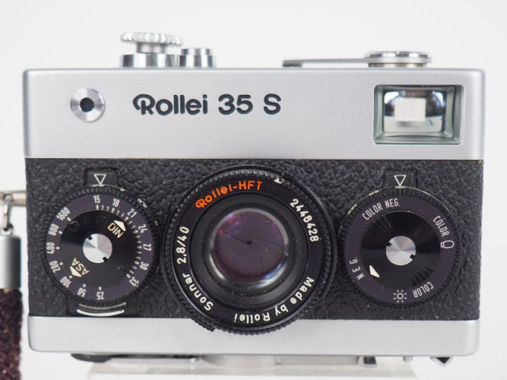 ROLLEI 35 S. Appareil photographique avec objectif SONNAR 2.8/40 n°244