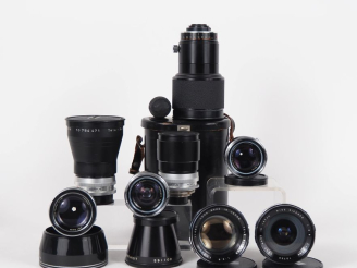 Vente aux enchères Lot de neuf objectifs : - ZEISS IKON TELE-TESSAR 1:4/200 n°1252101 ave