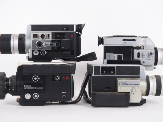 Vente aux enchères CANON AUTO ZOOM. Lot de quatre caméras : - 814 - 814 n°104519 - 1014 n