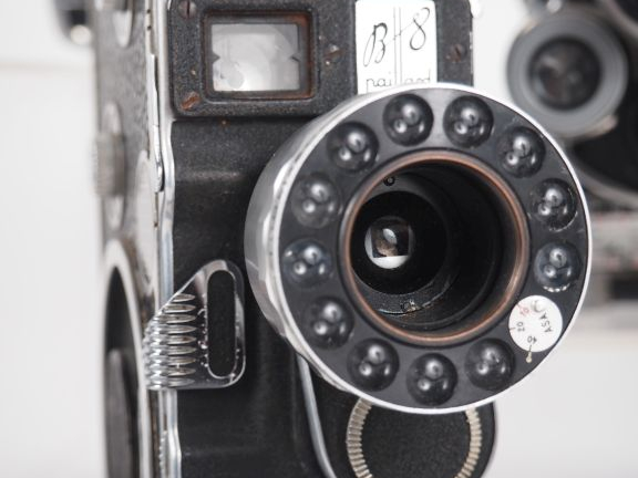 PAILLARD-BOLEX. Lot de six caméras 8mm : - B8 avec objectif SOM BERTHI