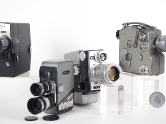 Vente aux enchères Lot de quatre caméras 8mm : - AUTO CAMEX n°3880 - YASHICA UL n°4063824