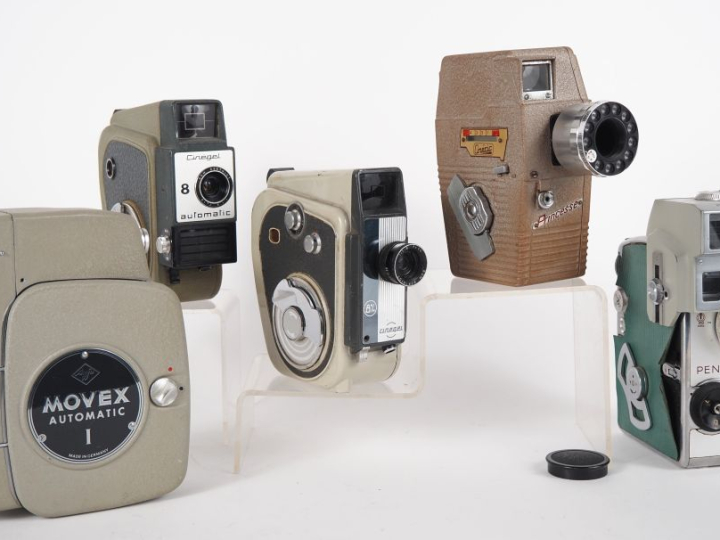 Lot de cinq caméras 8mm : - CINERIC PRINCESSE - CINEGEL COMETE n°3480 