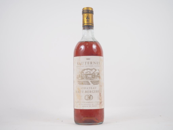 1 BOUTEILLE CHÂTEAU HAUT BERGERON SAUTERNES - 1982 - HEP/BOUCHON DESCE