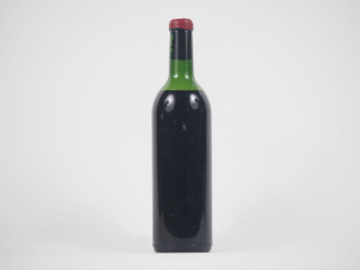 Vente aux enchères 1 BOUTEILLE BORDEAUX - 1962 - SE/BOUCHON ÉTAMPÉ/CAPS DÉCOUPÉE 