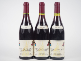 Vente aux enchères 3 BOUTEILLES NUITS ST GEORGES 1er CRU "LES SAINTS GEORGES" HENRI ET GI