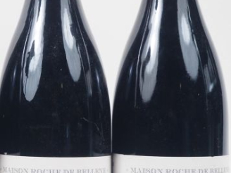 Vente aux enchères 2 BOUTEILLES GEVREY CHAMBERTIN 1er CRU "CHAMPEAUX" MAISON ROCHE DE BEL