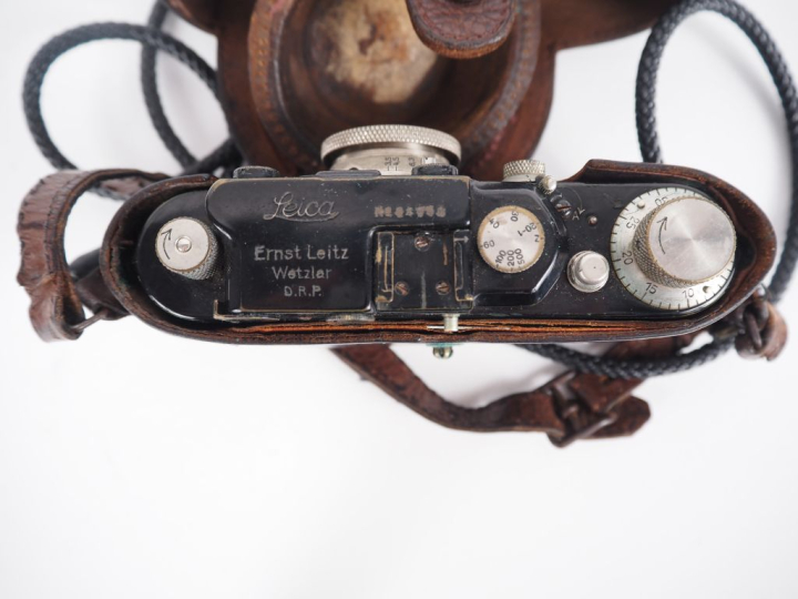 LEICA II. Appareil photographique n°28465? avec objectif ELMAR 1:3.5/3