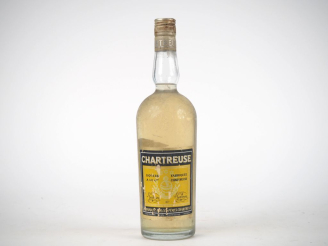 Vente aux enchères 1 BOUTEILLE CHARTREUSE JAUNE TARRAGONE PÉRIODE 1973-1985  - BS/EA 