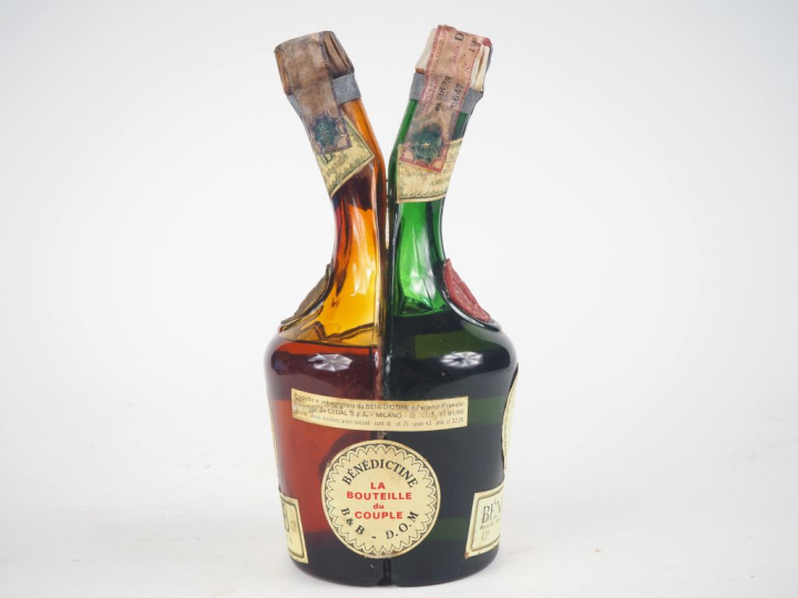1 VIEILLE BOUTEILLE BÉNÉDICTINE B AND B - PAPIER DE SOIE - BS