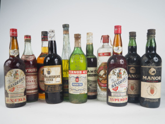 Vente aux enchères 12 BOUTEILLES : 3 VIN DOUX NATUREL MANOR / 1 VINO BANDEIRA SUPERIOR / 