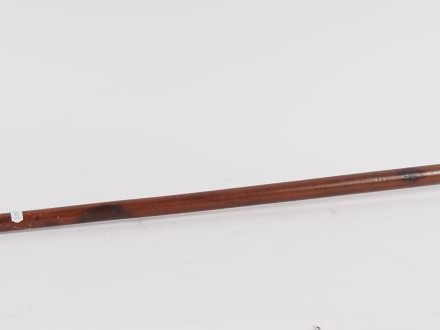 Canne, pommeau en argent fourré XVIIIème. H. 115 cm  H. du pommeau : 1