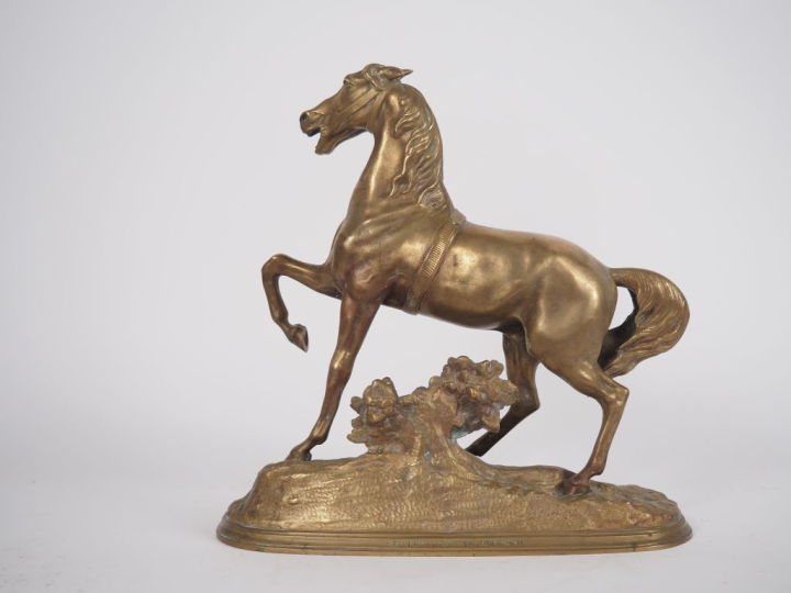 Sculpture XIXème en bronze.  "Etalon" Dim. 34 x 32 cm Porte la dédicac
