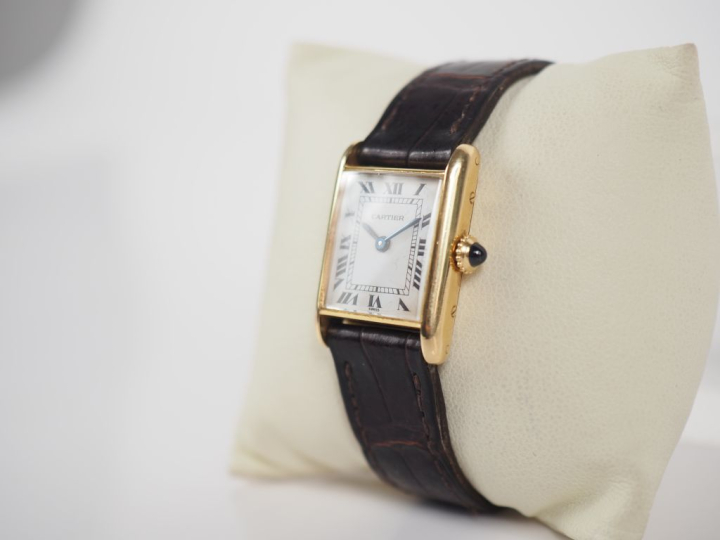 CARTIER, Paris N. 671172389 Montre bracelet de dame, boitier en or jau