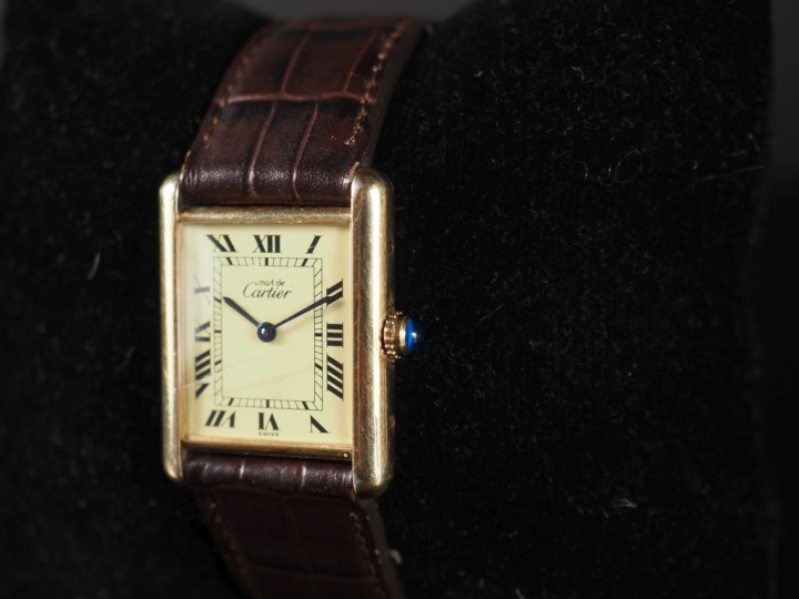 CARTIER, Must N° 108597 Montre bracelet, modèle Tank. Boitier en argen