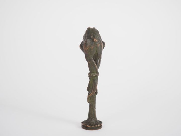 Emmanuel FREMIET. "Grenouille branchée". Cachet en bronze signé. H. 11
