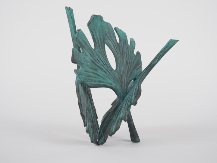 Bernard JOBIN. "Parcours d'éternité". Sujet en bronze à patine verte. 