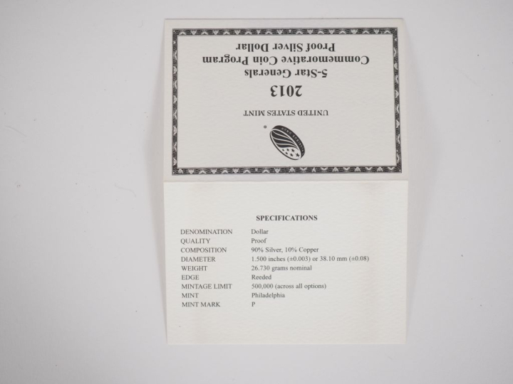 Ensemble de pièces étrangères de collection en argent dont :  - Pièce 