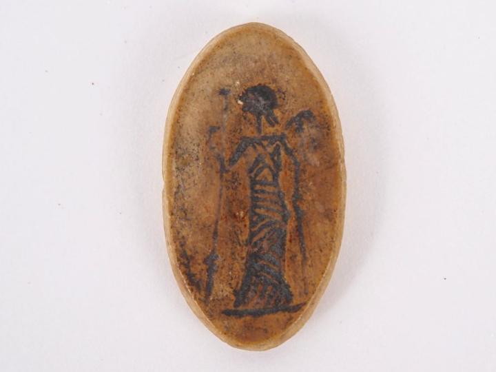 Intaille dans le goût antique. 3,5 cm. Expert : Jean-Sylvain Caillou, 