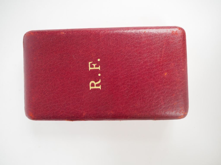 FRANCE  ORDRE DE LA LEGION D’HONNEUR  Croix de commandeur d’époque III