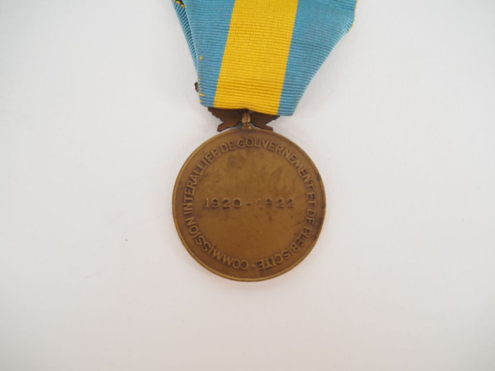 Médaille militaire IIIe République. En argent, vermeil et émail (éclat