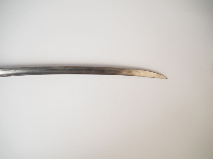 Sabre d’officier d’infanterie modèle 1821.  Poignée en corne (éclat) a