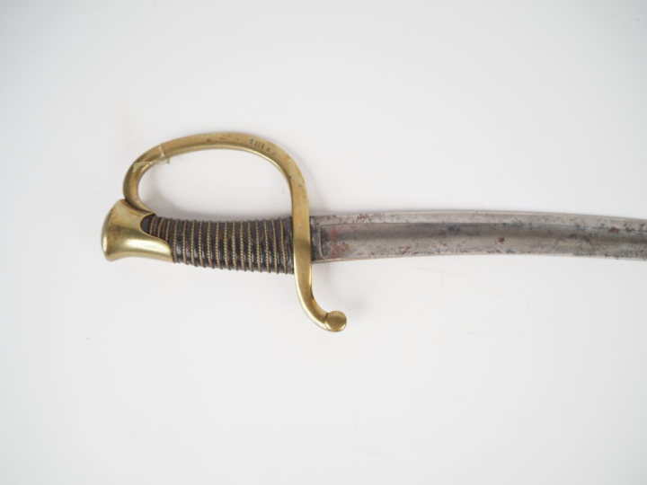 Sabre de canonnier modèle 1829.  Poignée recouverte de cuir avec filig