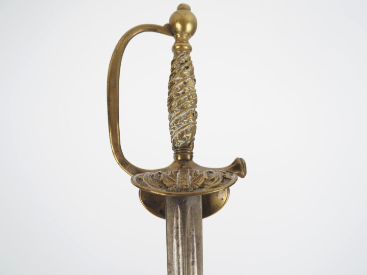 Épée de sous-officier de gendarmerie modèle 1872.  Monture en laiton, 