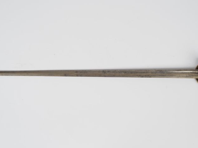 Épée de sous-officier de gendarmerie modèle 1872.  Monture en laiton, 