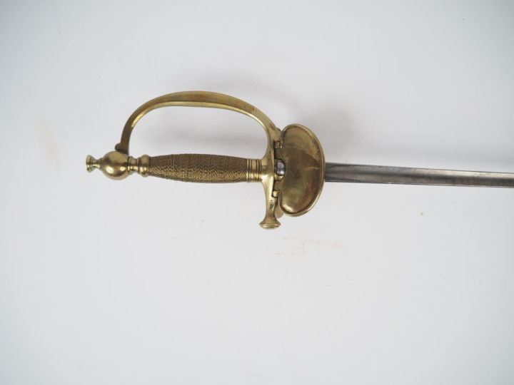 Épée de sous-officier du génie.  Fusée filigranée (postérieure). Montu