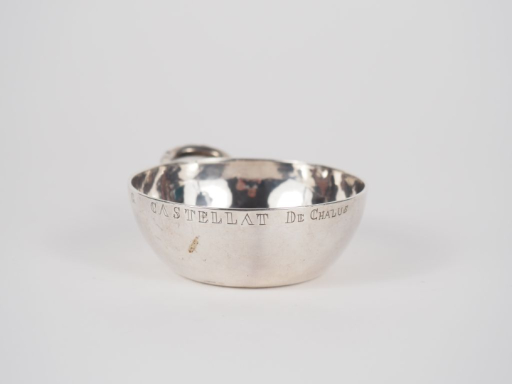 Taste-vin en argent lisse 800, poinçon Minerve.  Gravé G. Castellat de