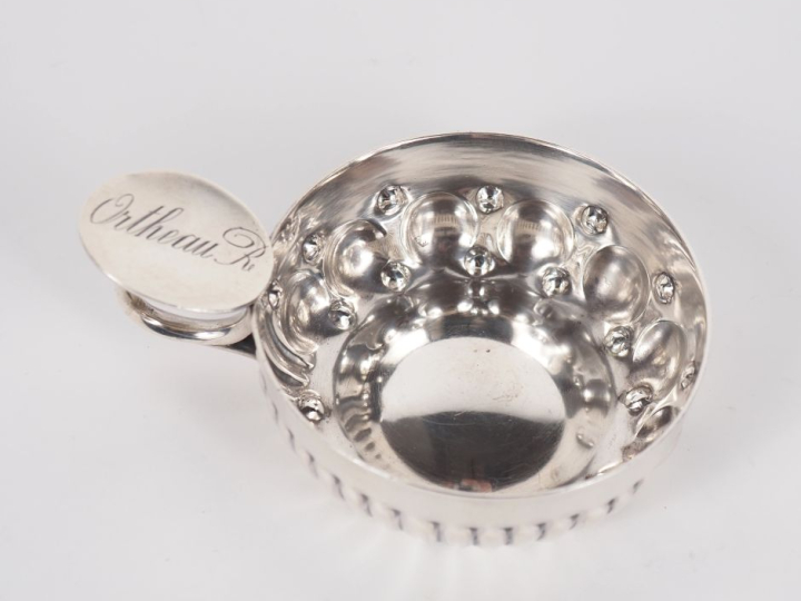 Taste-vin en argent 925, poinçon Minerve, à décor de côtes torses et p