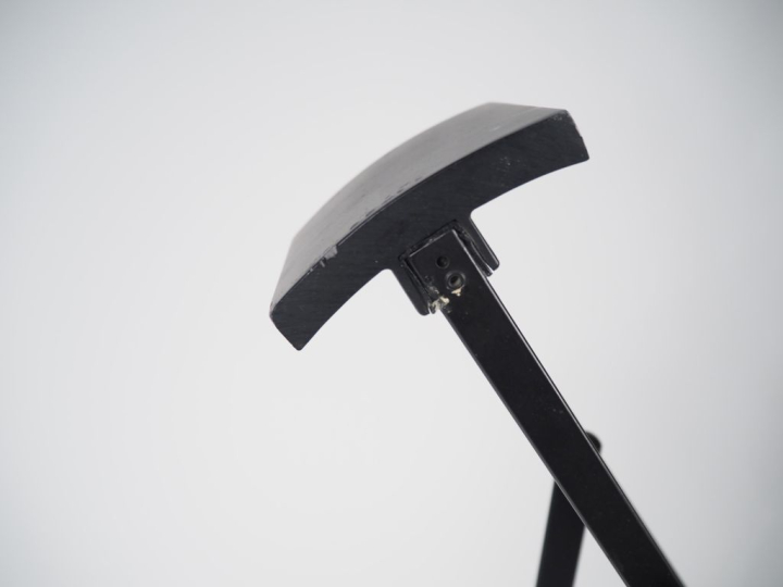 Lampadaire "Tizio" par Richard Sapper pour Artémide.