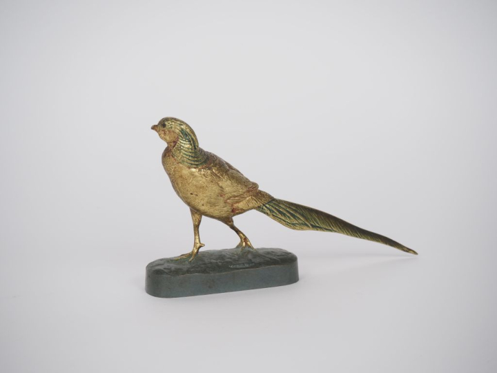 A. JACQUEMART.  "le faisan doré" Sujet en bronze doré et patiné vert. 