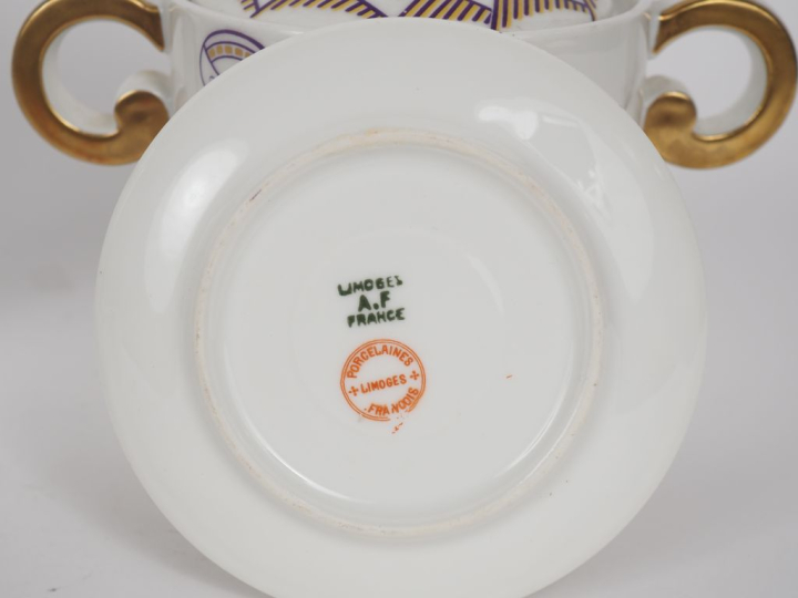 Service à café Art Déco en porcelaine de Limoges à décor de fleurs sty