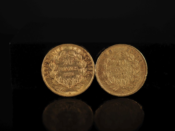 Deux pièces de 20 Francs or, 1852-A et 1857-A.  FRAIS ACHETEURS 10% HT