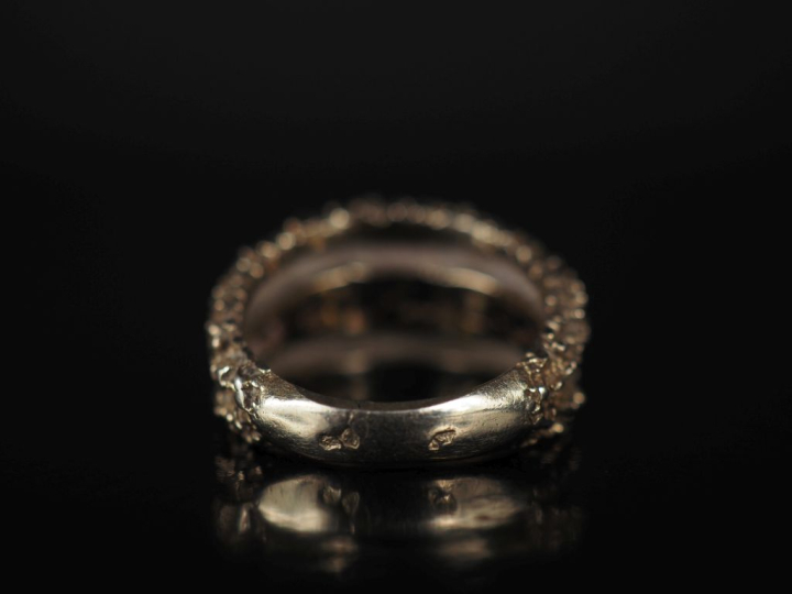 Bague bandeau deux anneaux en or 750 et platine, sertie de trois diama