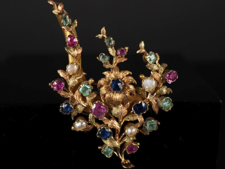 Ravissante broche de style Art Nouveau deux or 750 en forme de brancha