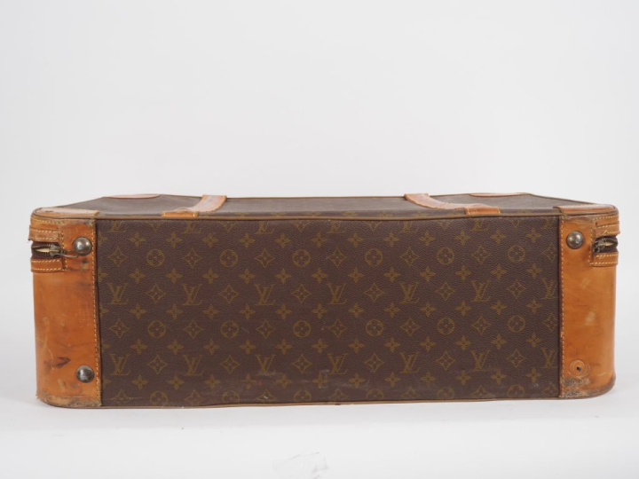 LOUIS VUITTON  Valise STRATOS (c 1975)  de la série éponyme, demi-soup