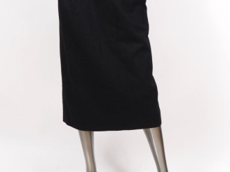 Vente aux enchères YVES SAINT LAURENT, Variation Jupe taille haute à pinces en laine noir
