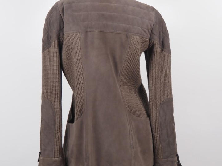 Thierry MUGLER Veste bi-matière en daim et coton ou laine gris.  Ferme