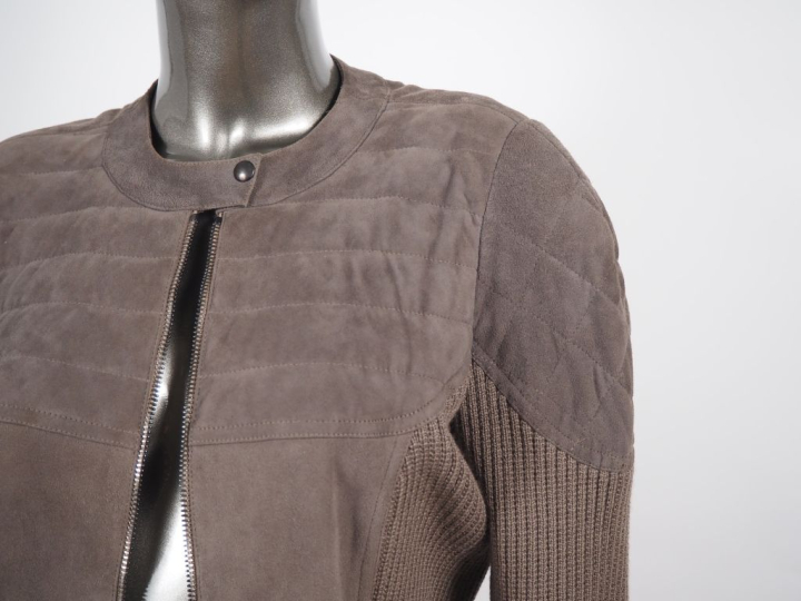 Thierry MUGLER Veste bi-matière en daim et coton ou laine gris.  Ferme