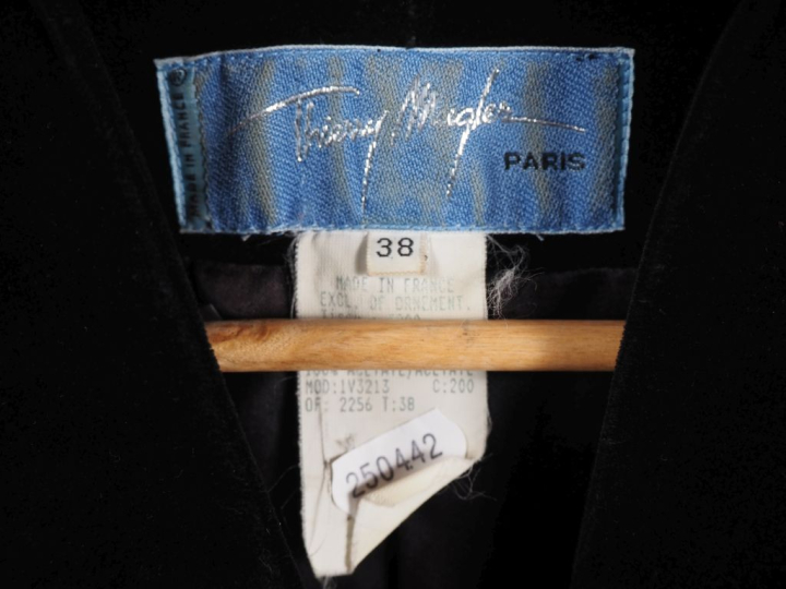 Thierry MUGLER, Paris Boléro en coton (100%) imitant le velours de cou