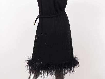 CLASS Roberto CAVALLI Robe sans manche en viscose à sequins et plumes.