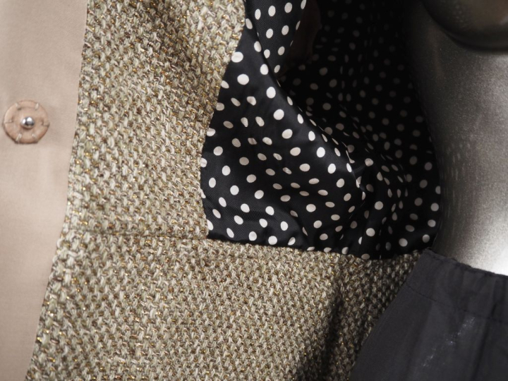 RED VALENTINO Veste à col en coton, laine et viscose dans les tons bei