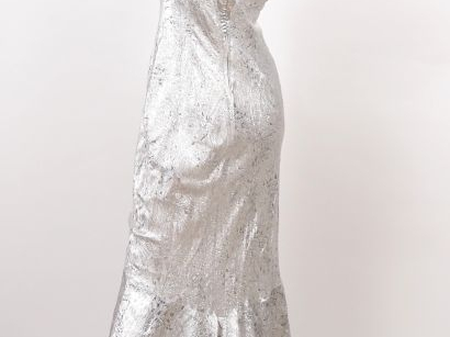 Franck USHER Robe de soirée à fine bretelle et traine en tissu à rehau