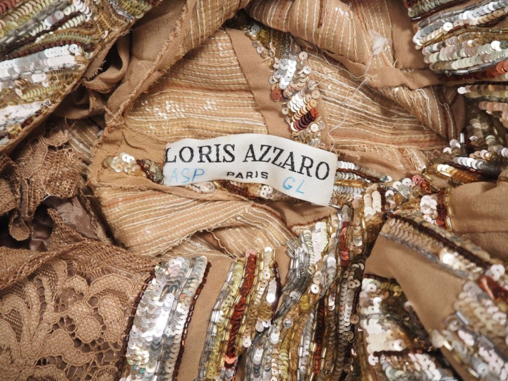 LORIS AZZARO Robe longue à sequins et dentelle.  Manches longues.  San