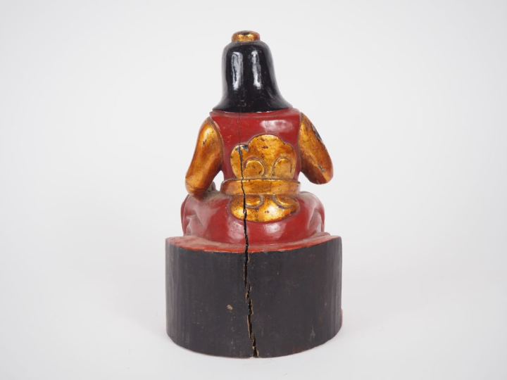 Vietnam, vers 1880-1900 Statuette en bois laqué et partiellement doré,